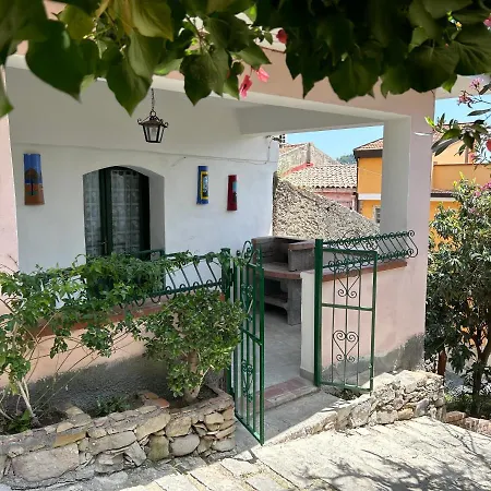 Сasa de vacaciones La Casa Del Borgo Cavallaro *