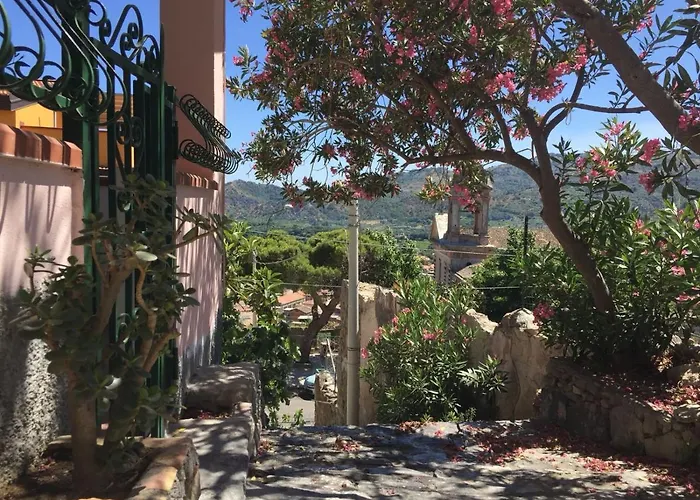 La Casa Del Borgo Cavallaro Сasa de vacaciones *